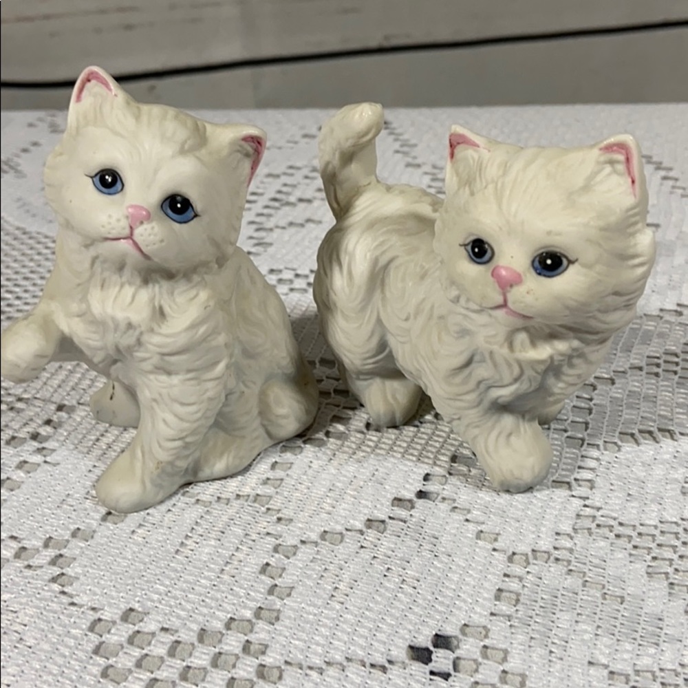 Homco Vintage White Kitten Figurines Set of 2